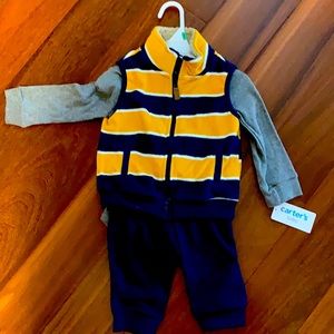 18 month Carter vest set